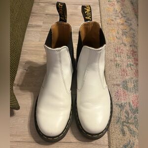 Dr. Martens Chelsea Boots